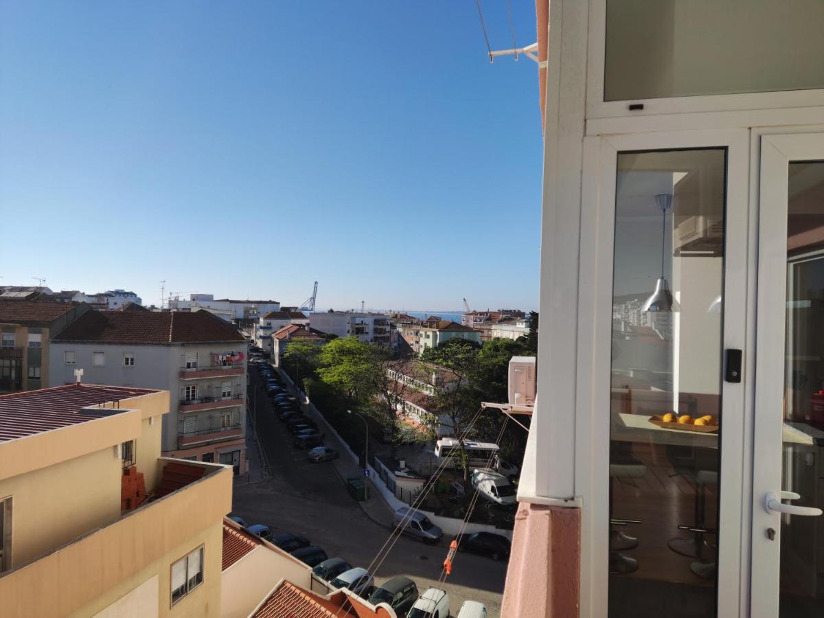 M&H Loft - Apartamento T2 Em Setúbal Eksteriør billede