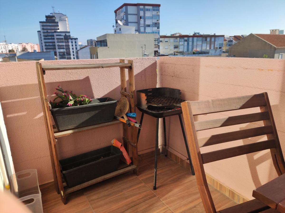 M&H Loft - Apartamento T2 Em Setúbal Eksteriør billede